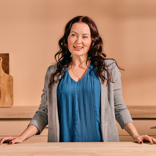 Jenny Mitich profile image