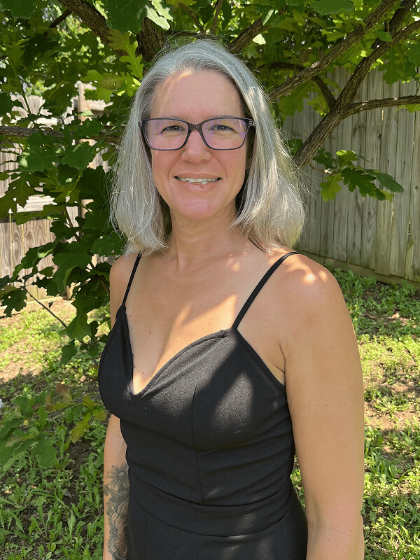 Robyn Dobbins